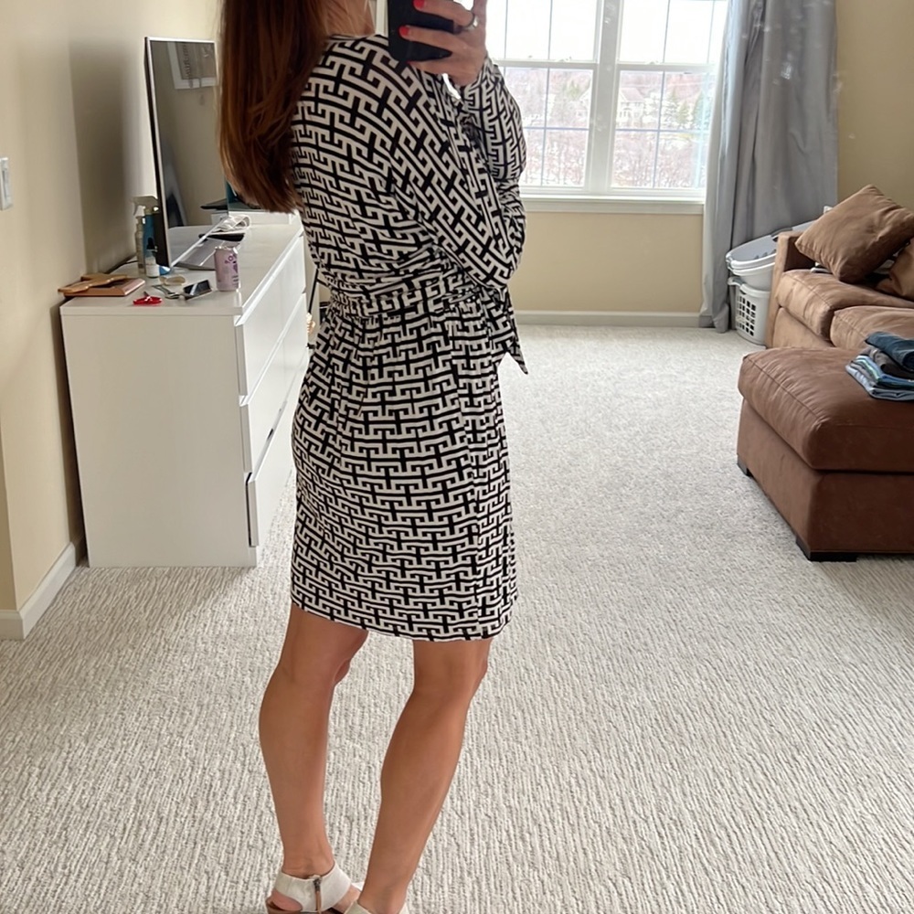 Tart bat wing dress - Picture 2 of 5